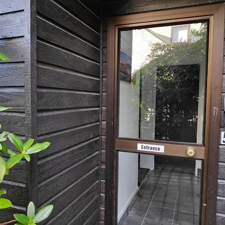 Stunning Home With Amazing Wakatipu Lake Views Queenstown Exteriör bild